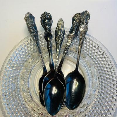 Lot 231R: Sterling Silver Souvenir Spoons (120.64grams)