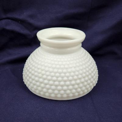 VINTAGE MILK GLASS HOBNAIL LAMP SHADE