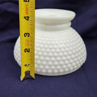 VINTAGE MILK GLASS HOBNAIL LAMP SHADE