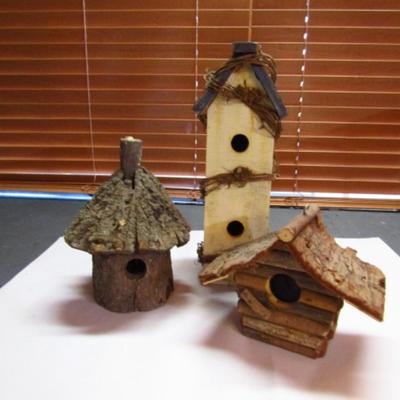 3 Wooden Birdhouses (G)