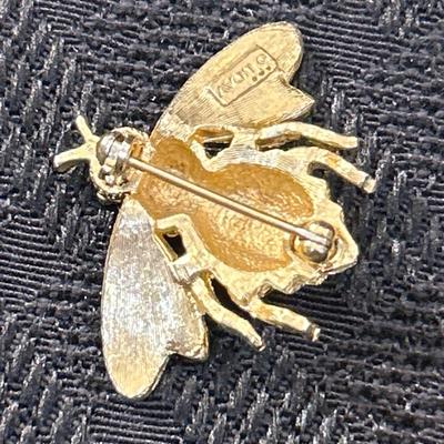 1975 Vintage Signed Avon Bumble Bee Gold Tone Pin Brooch 1.375