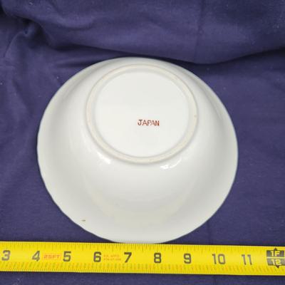 LOVELY GOLD TRIMMED FLORAL SERVING BOWL - MADE IN JAPAN