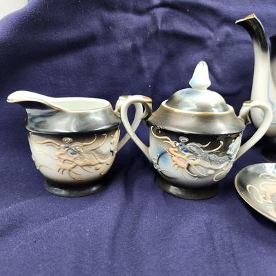 ABSOLUTELY STUNNING PC MID-CENTURY DRAGONWARE TEA SET