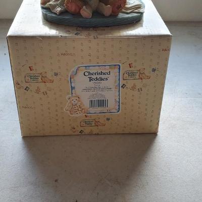 Cherished teddies