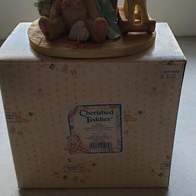 Cherished teddies
