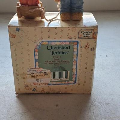 Cherished teddies