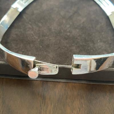 Sterling silver cuff necklace