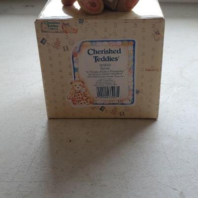 Cherished teddies