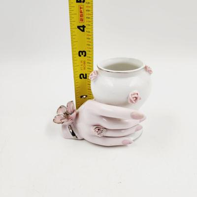 BEAUTIFUL VINTAGE HAND & FLOWER VCAGCO CERAMICS JAPAN COLLECTABLE