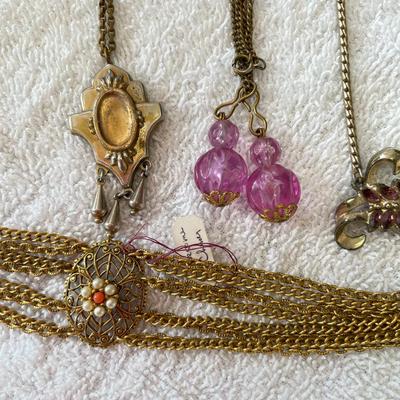 Lot of Edwardian Filigree jewelry