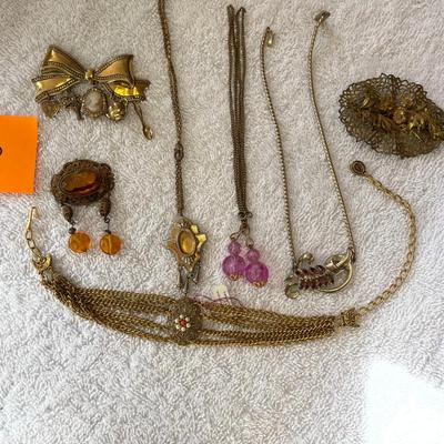 Lot of Edwardian Filigree jewelry