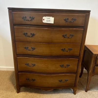 Vintage Drexel French provincial - 5 Drawer Chest