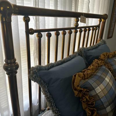 Antique Brass Bed - Full size with all pictured