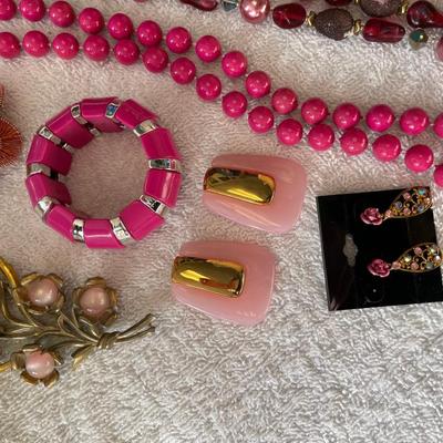 Lot of pinks & reds Jewerly