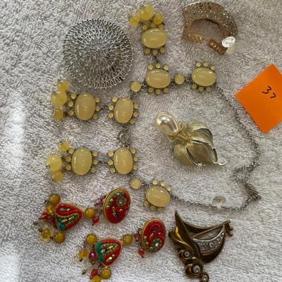 Lot of Big Bling jewelry