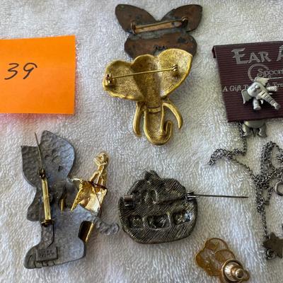 Lot of Animal Jewelry