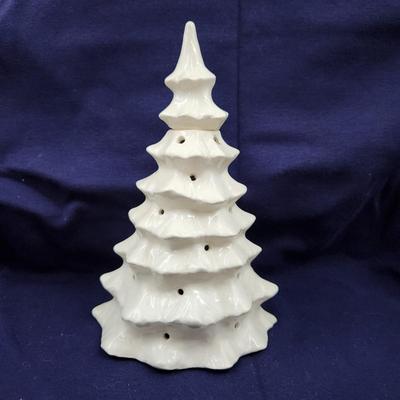 VINTAGE CERAMIC WHITE TREE SIGNED