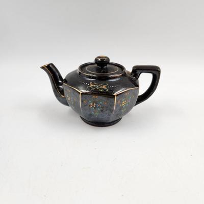 VINTAGE BROWNWARE SINGLE SERVE MORIAGE PAINTED FLORAL TEA POTW/ GOLD TRIM