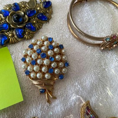 Lot of Rhinestone Jewelry