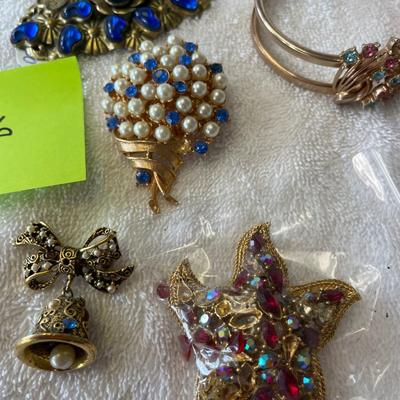 Lot of Rhinestone Jewelry