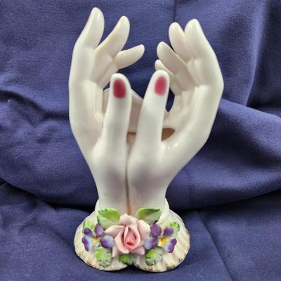 LEFTON CHINA HANDPAINTED HAND VASE