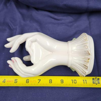 LEFTON CHINA HANDPAINTED HAND VASE