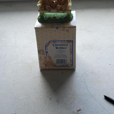 Cherished teddies