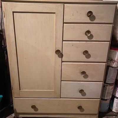 Mid Century Vintage dresser