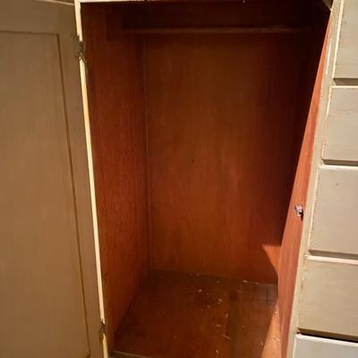 Mid Century Vintage dresser
