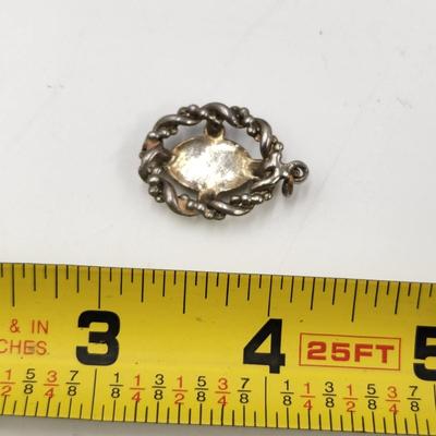 ANTIQUE SILVERTONED CAMEO PENDANT