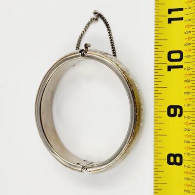 VINTAGE SILVER TONED HINDGED BRACELET