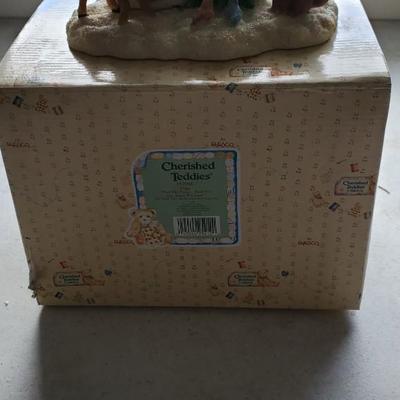 Cherished teddies