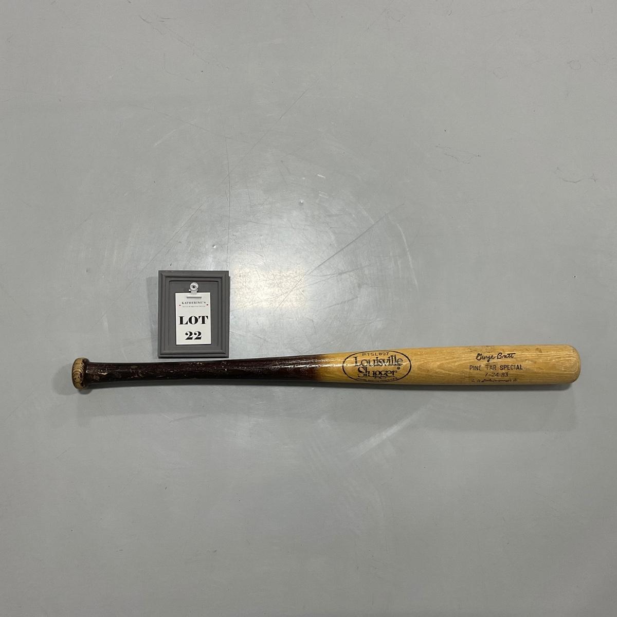 22 SPORTS 1983 Louisville Slugger Brett Pine Tar Special