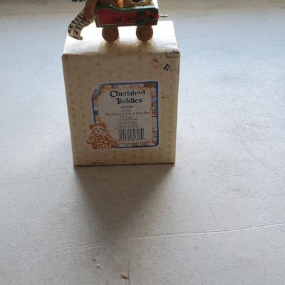 Cherished teddies