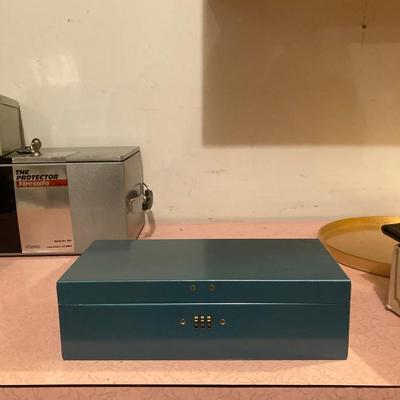 Lot of metal lock boxes