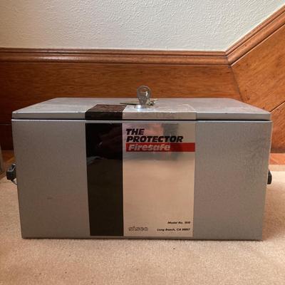 Lot of metal lock boxes