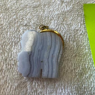 Agate Elephant w/ enamel