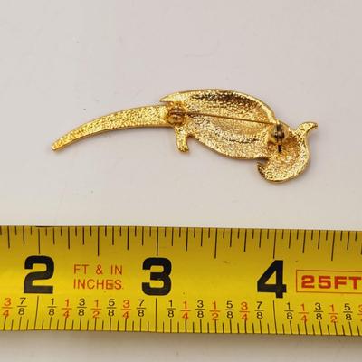GOLD TONED RED & BLACK PARROT PIN