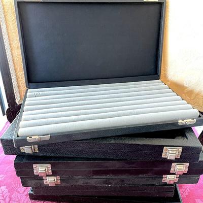 LOT 31  JEWELRY SALESMAN CASES & DISPLAY