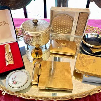 LOT 33  GROUP LOT OF VINTAGE COMPACTS & PERFUME BOTTLES MIRROR DRESSER TRAY MUSIC BOX