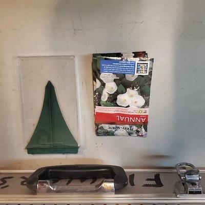 Flower seed box