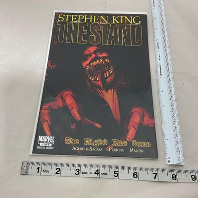 -37- BOOKS | Stephen King Books & Comics