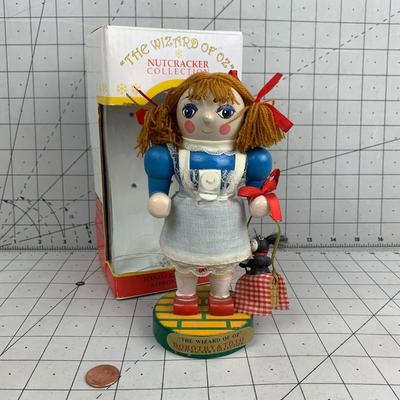 #4 Dorothy The Wizard of Oz Nutcracker Collection