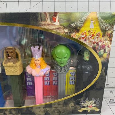 #44 Wizard of Oz Pez Collectible in Box