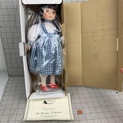 #46 Wizard of Oz Dorothy Heritage Collection Porcelain Doll in Box