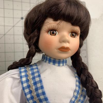 #46 Wizard of Oz Dorothy Heritage Collection Porcelain Doll in Box