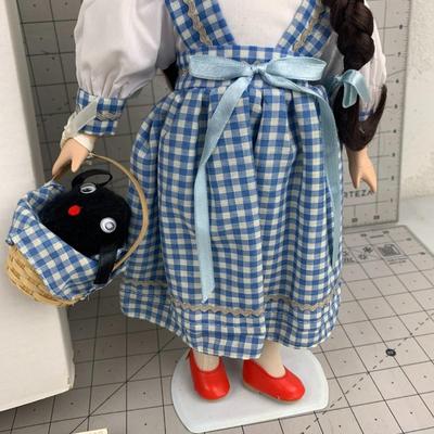 #46 Wizard of Oz Dorothy Heritage Collection Porcelain Doll in Box
