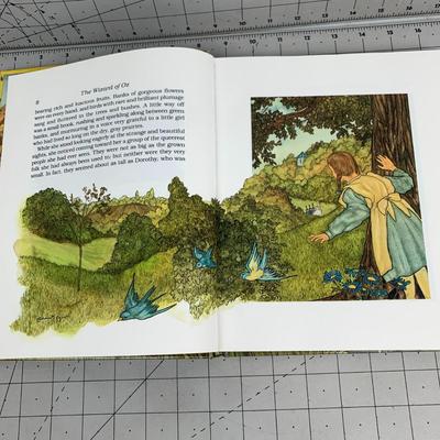 #52 The Wizard of Oz Illustrated by Michael Hague