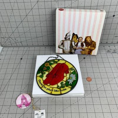 #68 Theres No Place Like Home Ruby Slipper Sun Catcher 