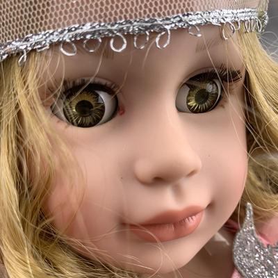 #76 Adora WOZ Glinda Doll 20"